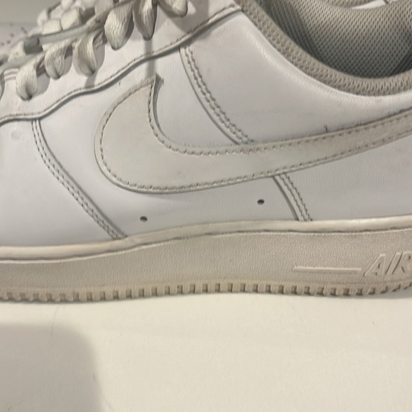 Nike Air Force 1 - Picture 3 of 10